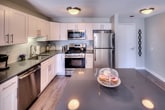 Primary Photo - 526 N State St