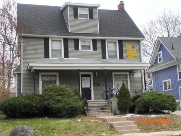 Primary Photo - 7 br, 3 bath House - 1111 Michigan Ave 111...