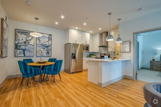 2 BR, 2 BA (D) - 1,219 SF - Sur702