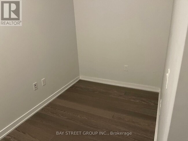 Building Photo - 4055 Parkside Village Dr