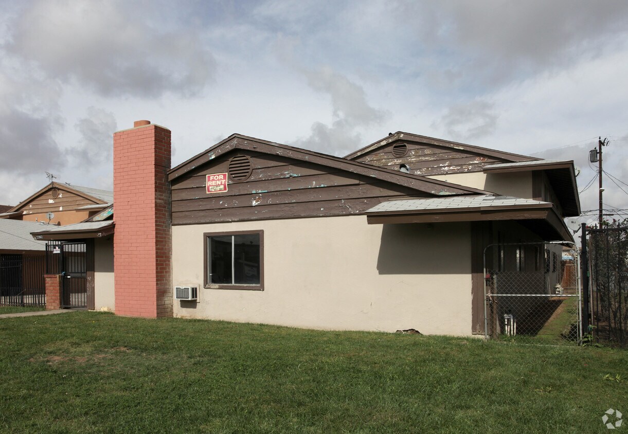 Building Photo - 22862 Adrienne Ave