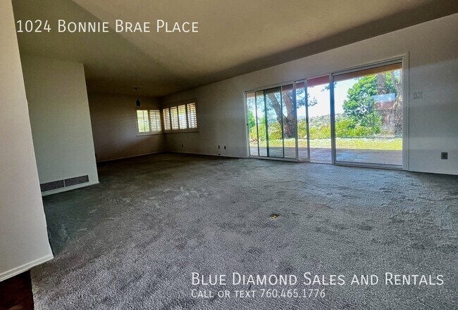 Foto del edificio - 1024 Bonnie Brae Pl