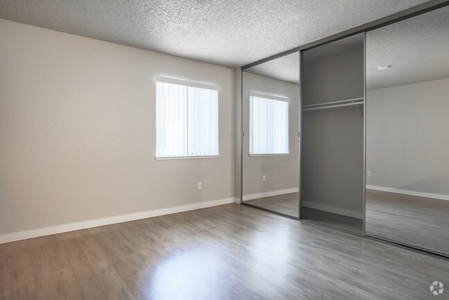 2BR,2BA-Madison - The Parc Apartments