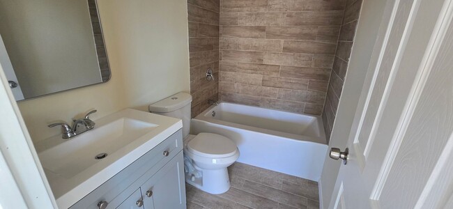 Foto del edificio - 13366 Verbena St