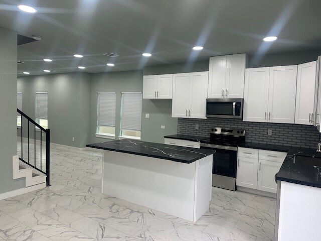 Foto del edificio - 161 S 10th St