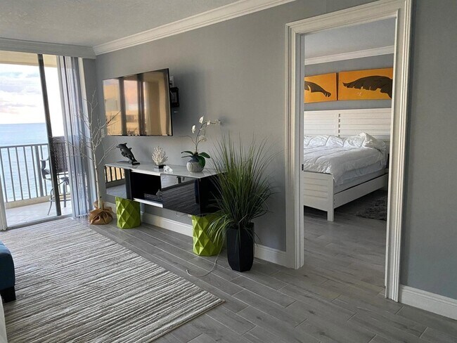 Foto del edificio - 300 Ocean Trail Way