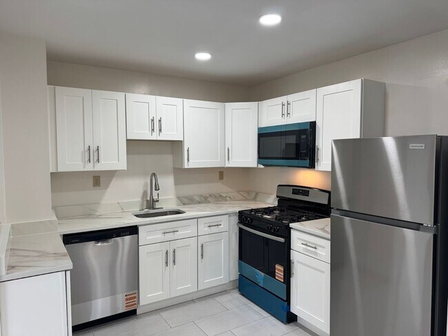 Foto del edificio - 1748 Jancey St