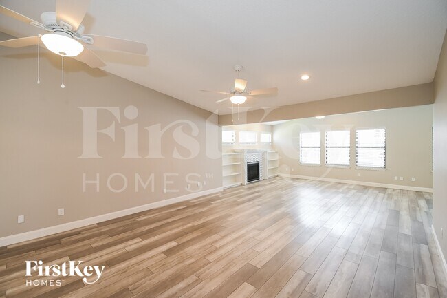 Building Photo - 11828 Merganser Way