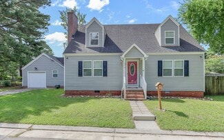 Building Photo - 975 Green St
