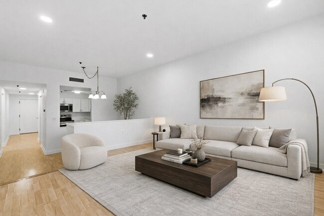 Building Photo - 30 Monument Sq