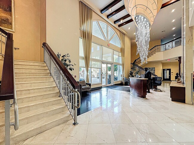 Building Photo - Gorgeous 2 story townhome 3 bed /2.5 bath in Boynton