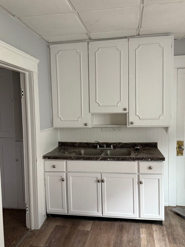 Foto del edificio - 3bd Single Broadway/Harvard Vouchers Only