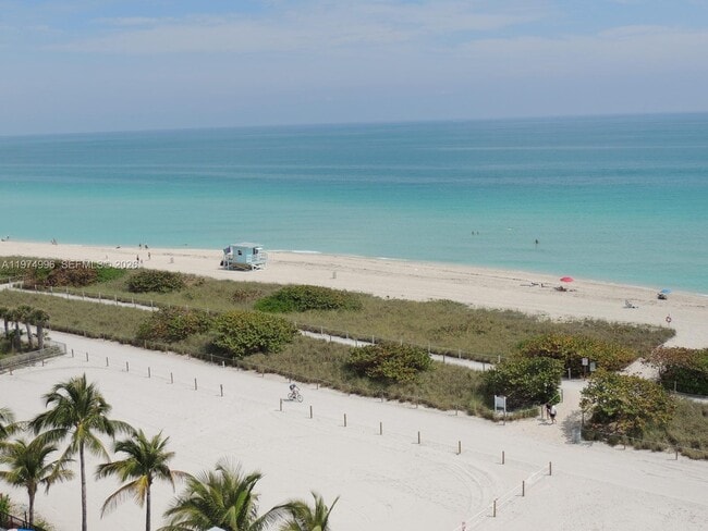 Foto del edificio - 9225 Collins Ave