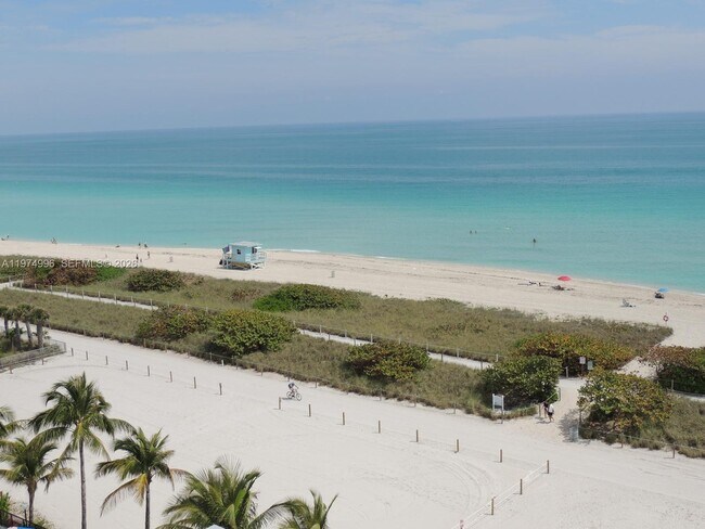 Building Photo - 9225 Collins Ave