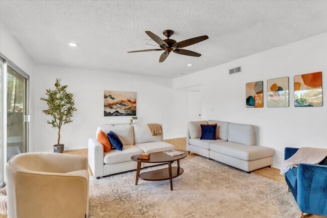 Foto del edificio - 23223 Canzonet St