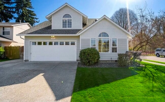 Building Photo - 10101 NE 55th Ave