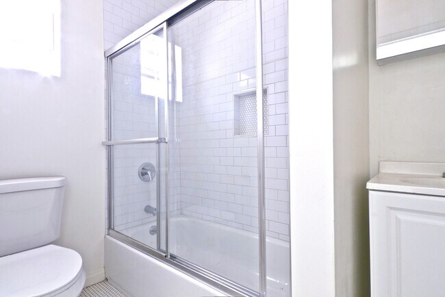 Foto del edificio - 1418 12th St