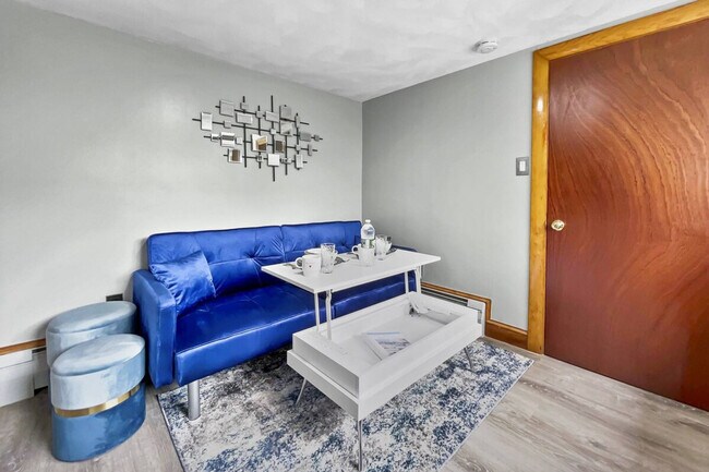 Building Photo - 20 Hancock St