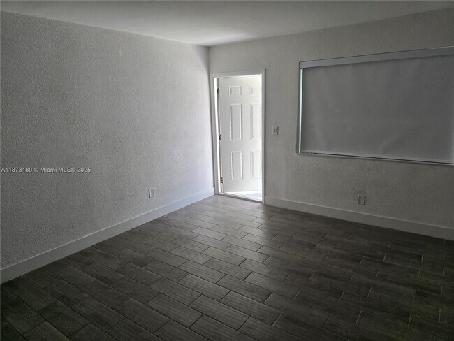 Foto del edificio - 10382 SW 173rd St
