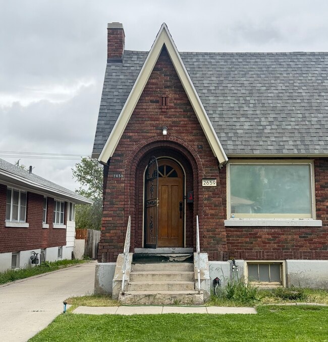 Building Photo - 2659 Brinker Ave