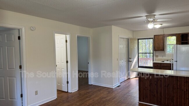 Building Photo - 115 Co Rd 71