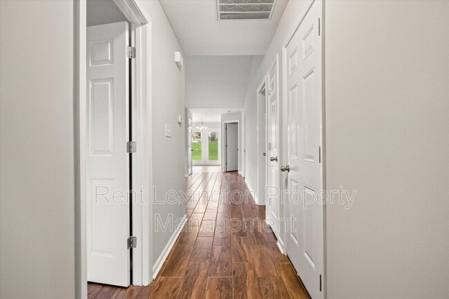 Building Photo - 114 Grisham Dr