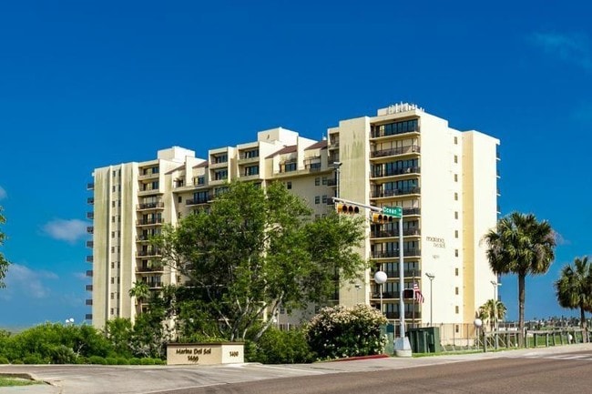Building Photo - 1400 Ocean Dr