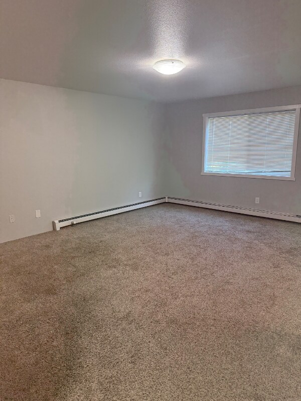 Foto del edificio - 551 N Robin Cir