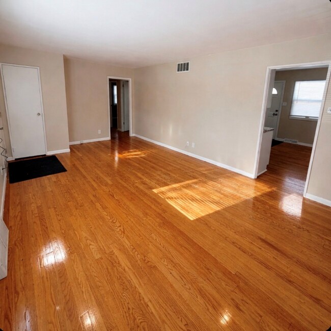 Foto del edificio - 9200 W Park Hill Ave