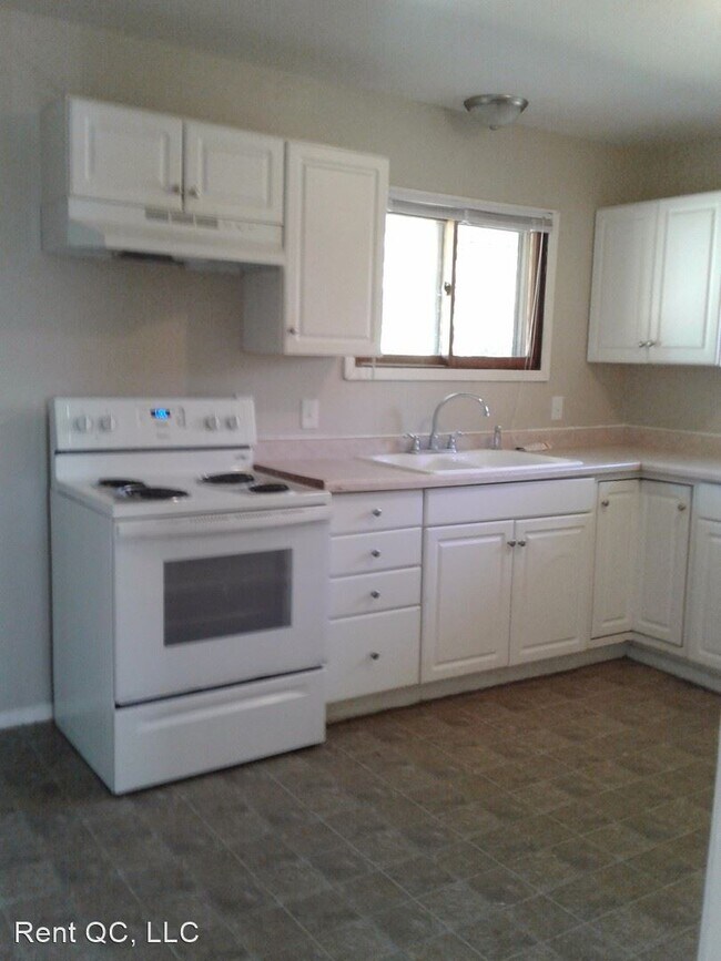 Building Photo - 3 br, 1 bath House - 2130 Glaspell Street