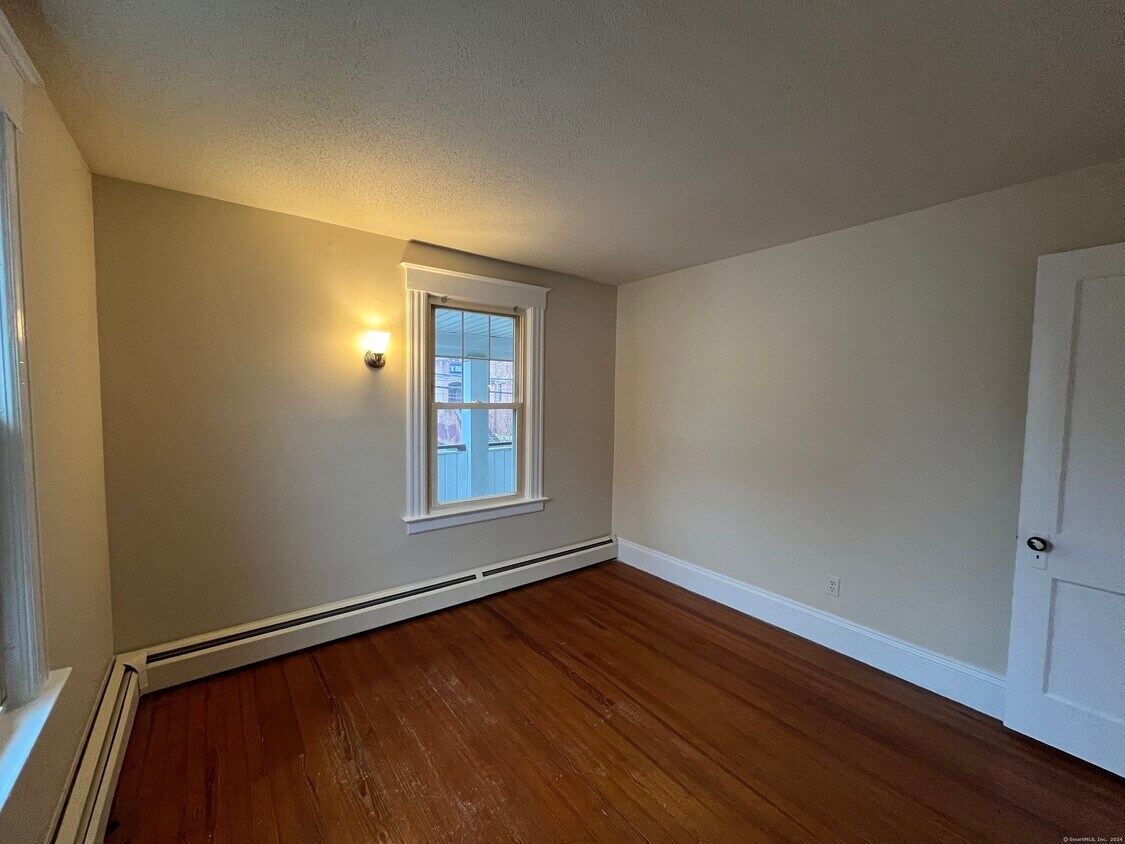 Foto del edificio - 44 Center St