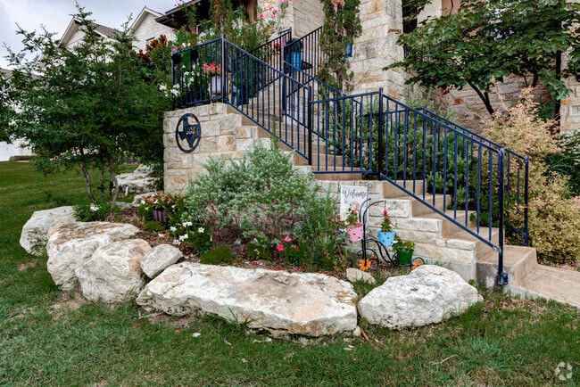 Building Photo - 308 Enchanted Hilltop Way