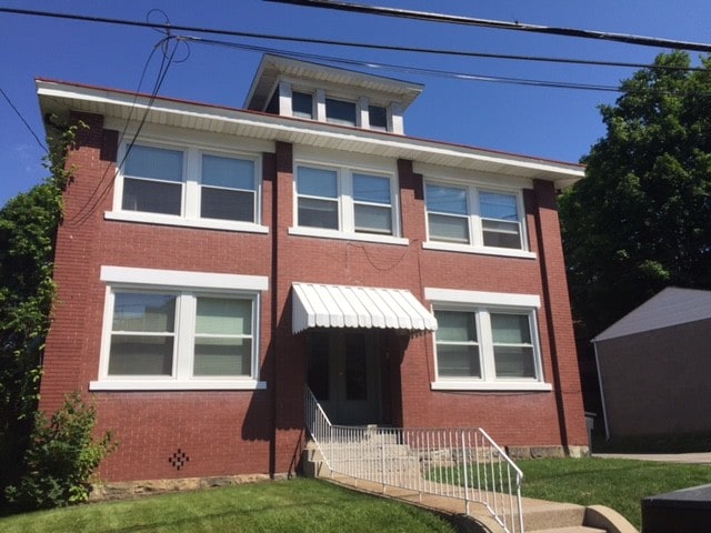 Building Photo - 2916 Mattern Ave