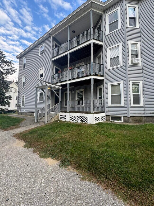Building Photo - 149 Pine St