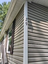 Building Photo - 29 Maple Dr