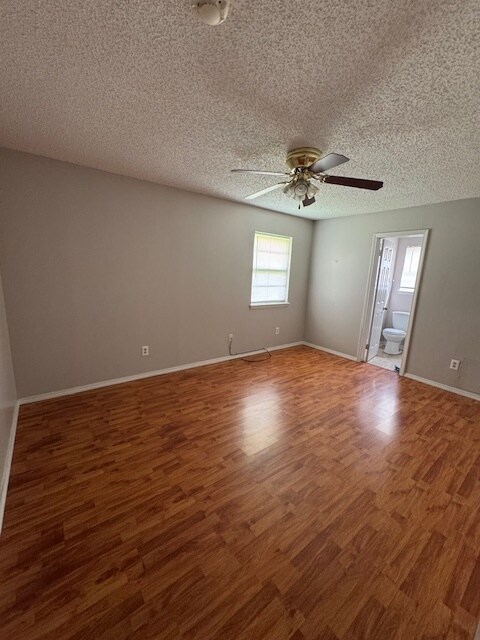 Foto del edificio - 1008 SW 61st St