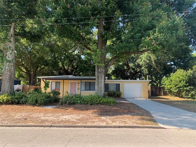 Building Photo - 2614 Betty St