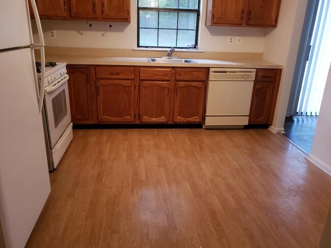 Cocina - 1302 Timber Oaks Rd