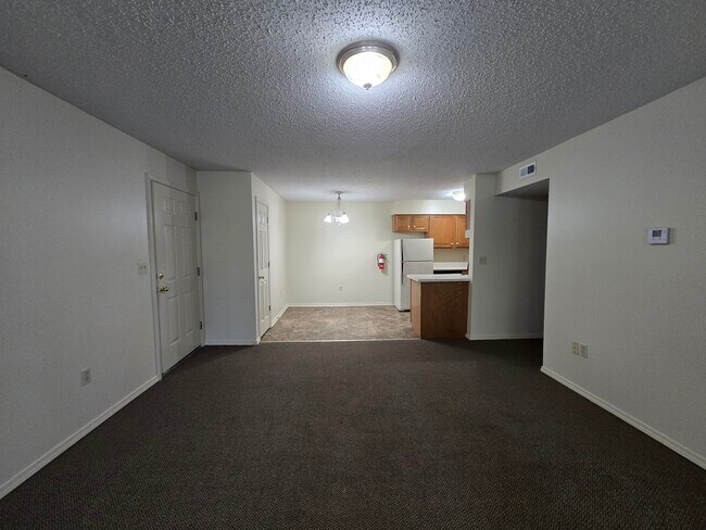 Foto del edificio - Remington Apartments