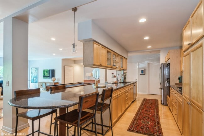 Building Photo - 1421 Sherman Ave