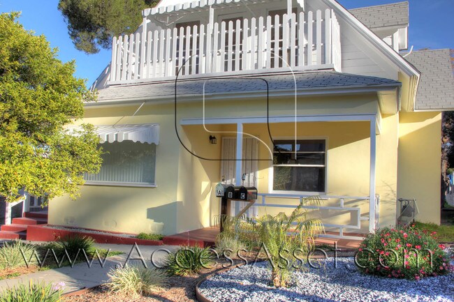 Building Photo - 207 E Graham Ave