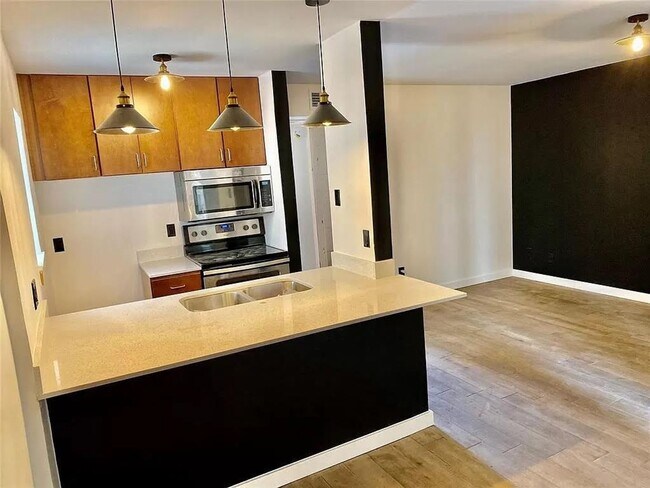 Foto del edificio - 9520 Royal Ln
