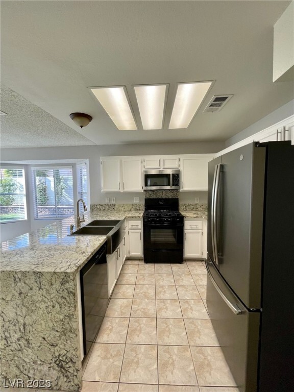 Building Photo - 3025 Panama Beach Dr