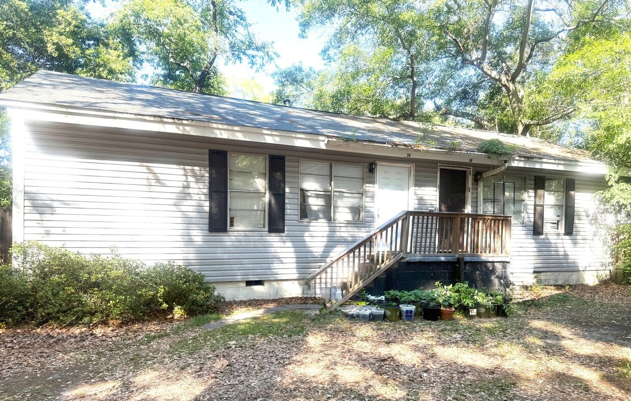Primary Photo - leaphart1327