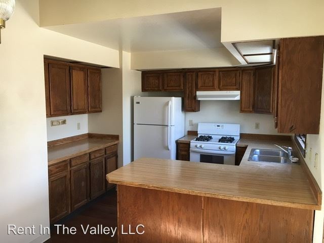 Building Photo - 5765 E Bogard Rd