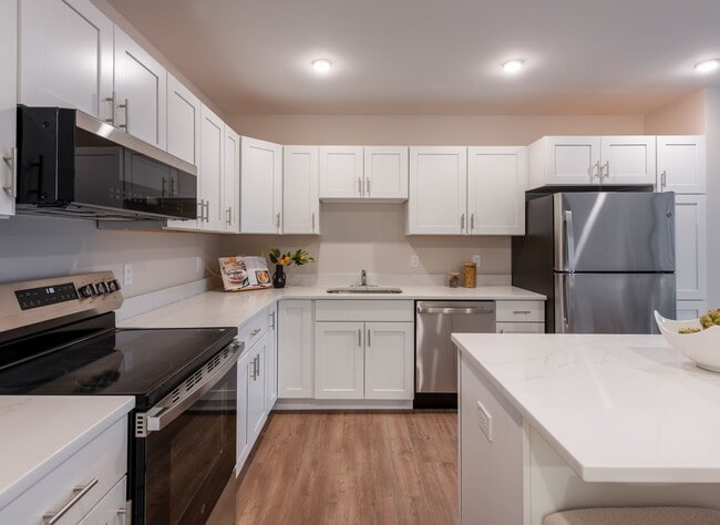 Building Photo - Truslow Residences