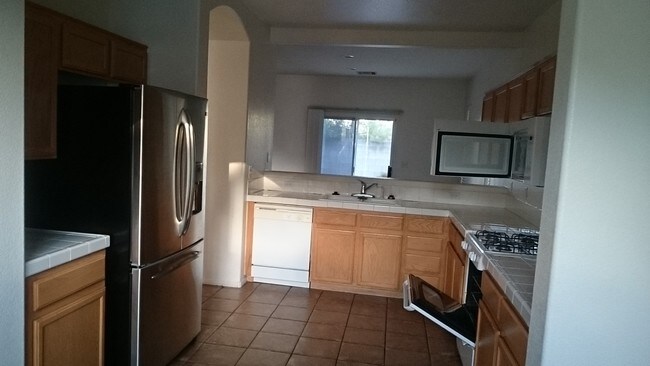 Building Photo - 10448 Gunpowder Falls St