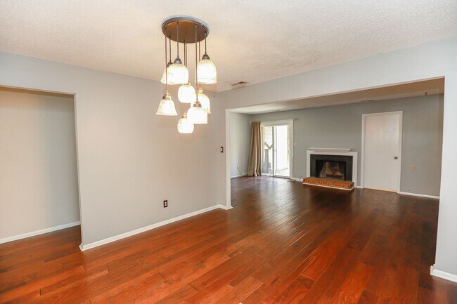 Building Photo - 2 Bedroom Beach Townhome for rent in Virgi...