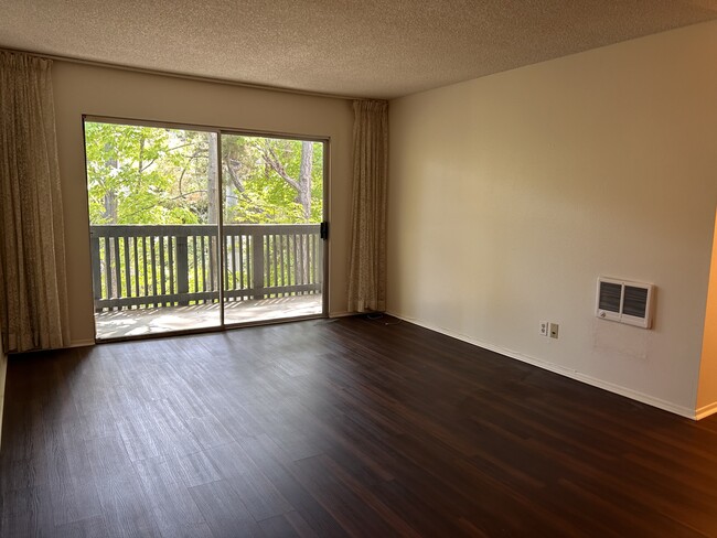 Living Room - 3603 W Hidden Ln