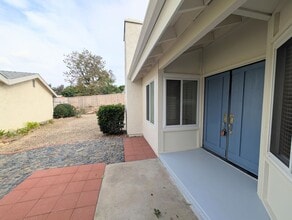 Building Photo - 7563 Agua Dulce Ct